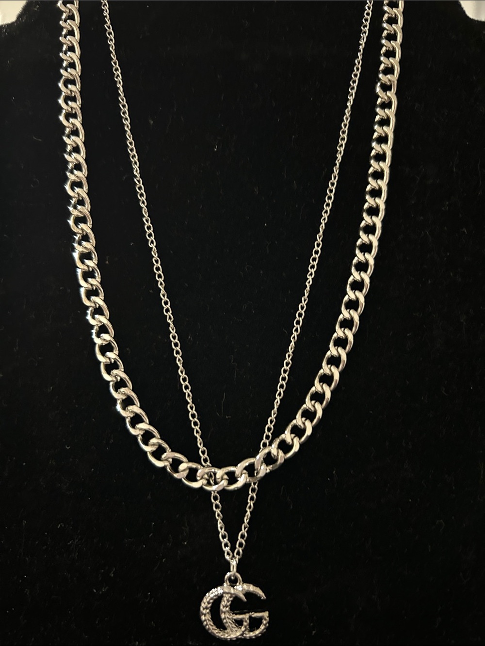 Double-Layer Silver Chain Necklace with Interlocking GG Charm